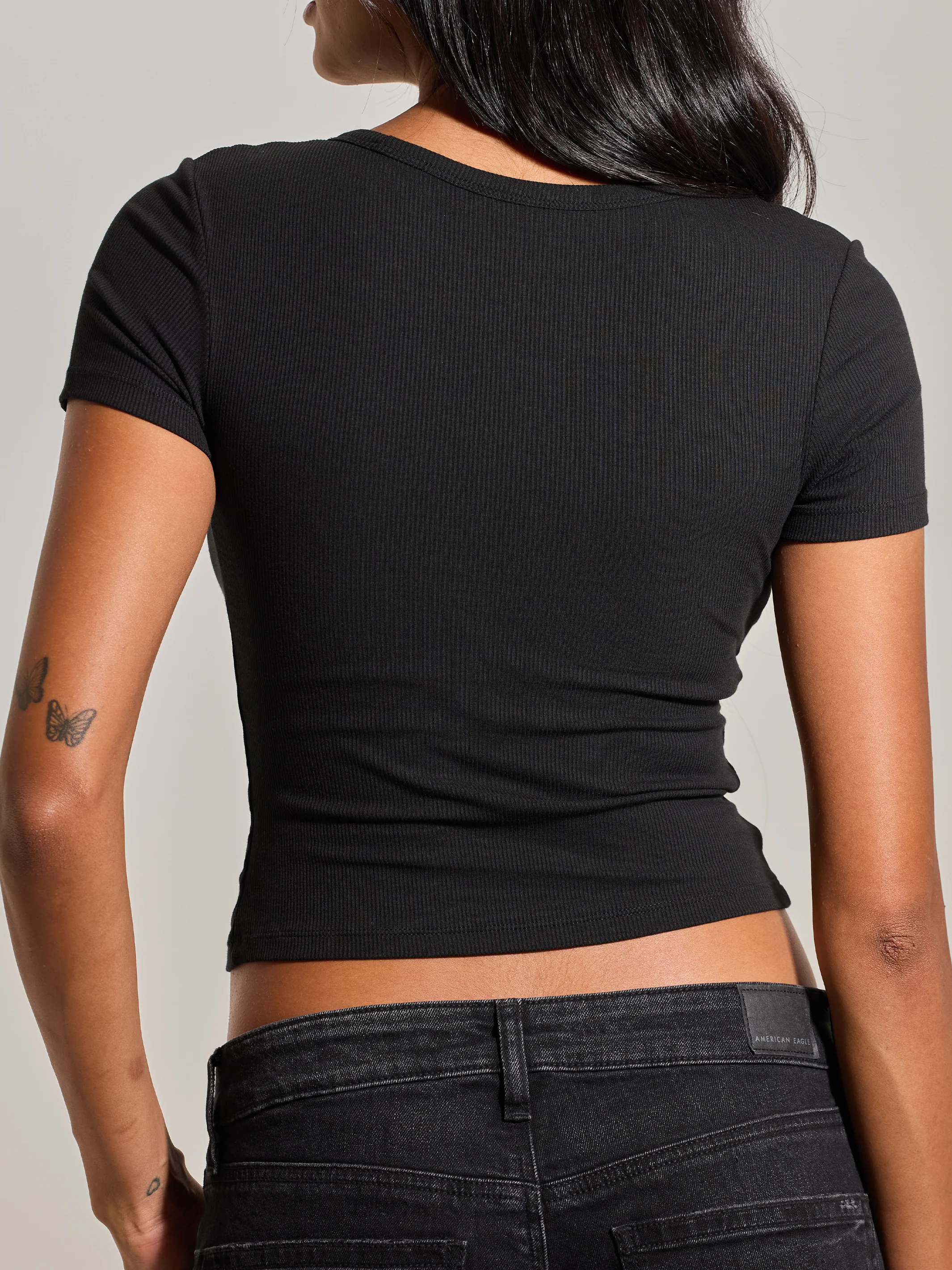 Bamboo V-Neck T-Shirt Brami - Image 9