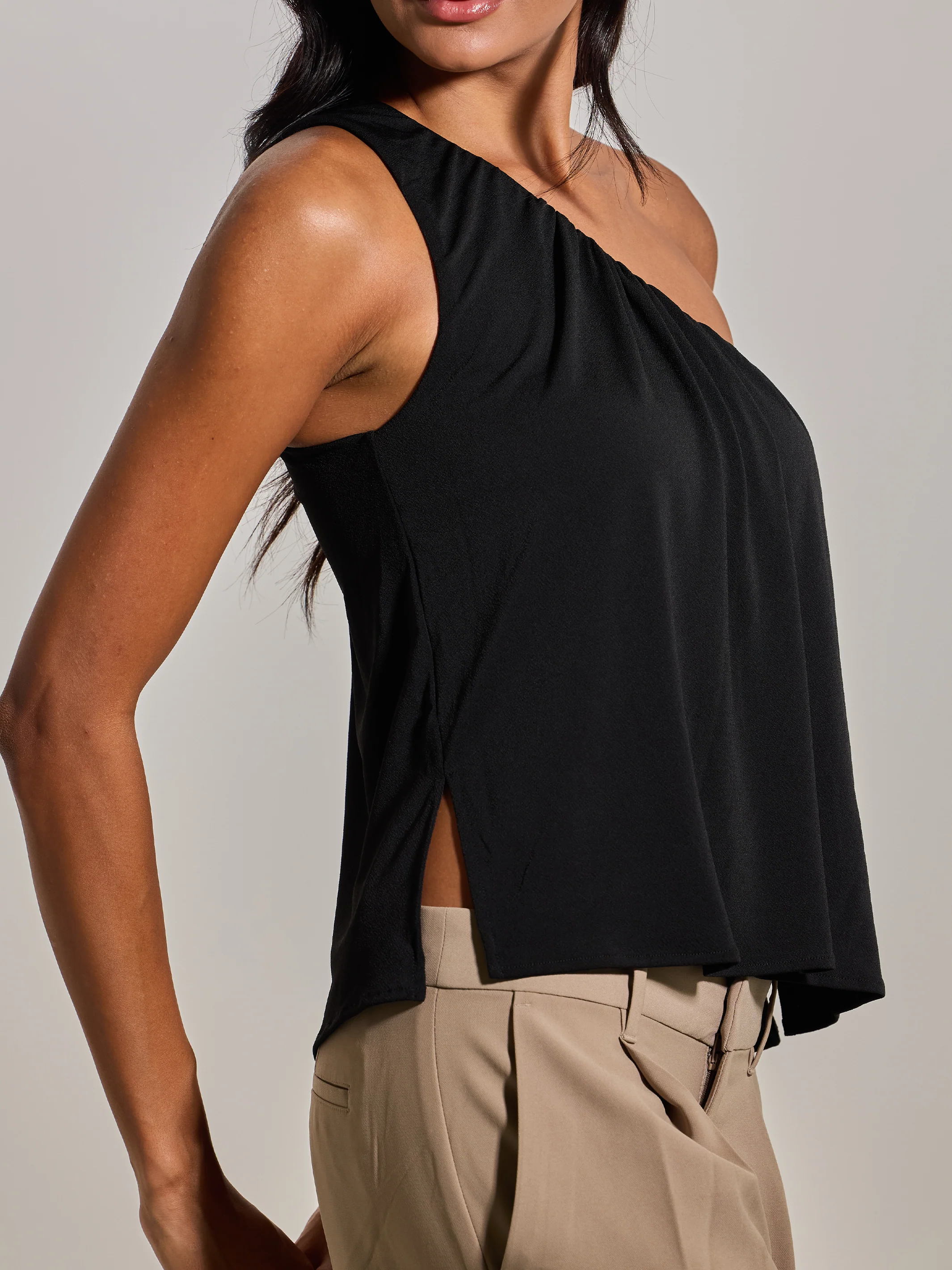 Flowy One Shoulder - Image 8