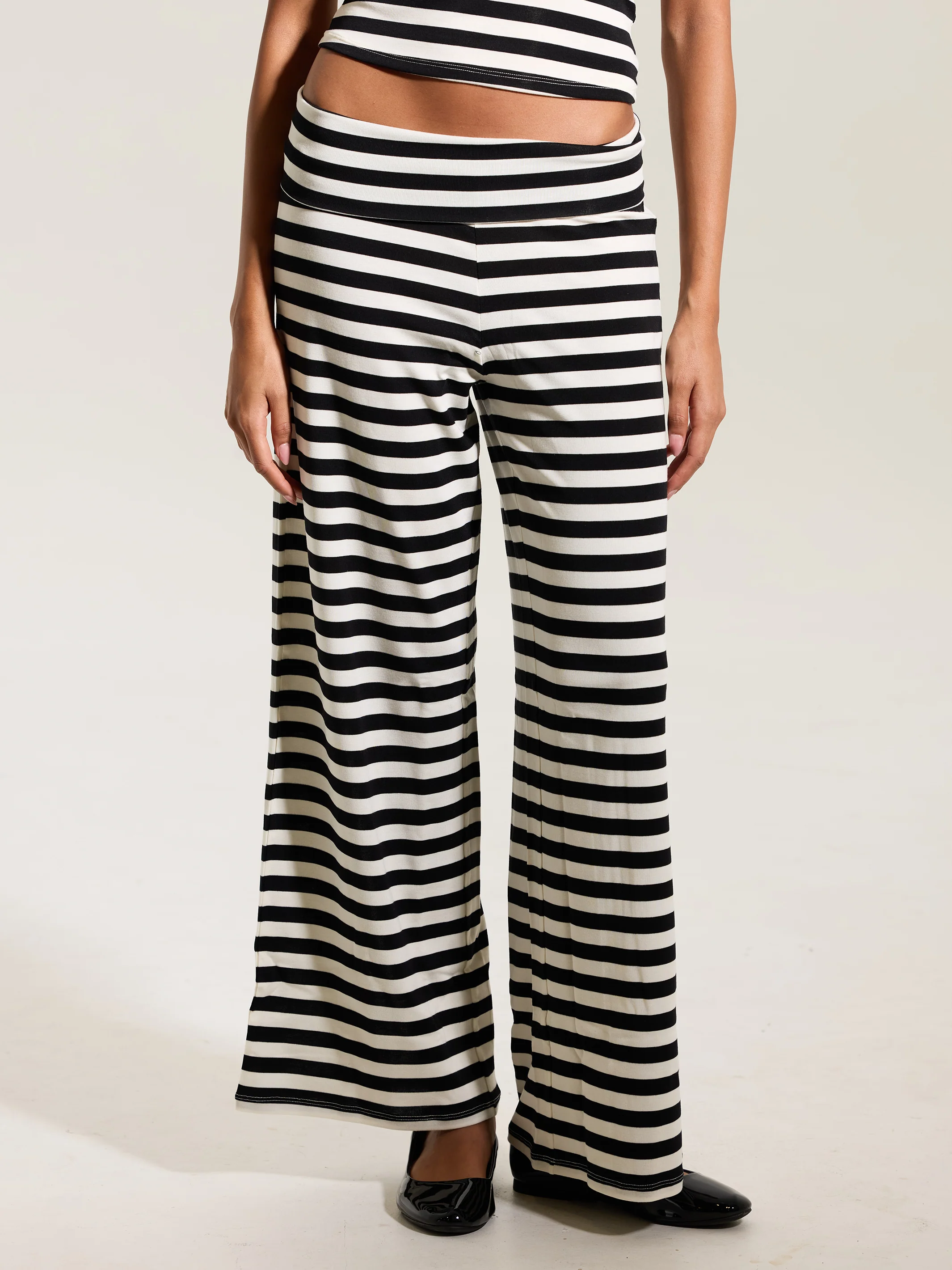 Fold Over Wide Leg Pants - Image 11