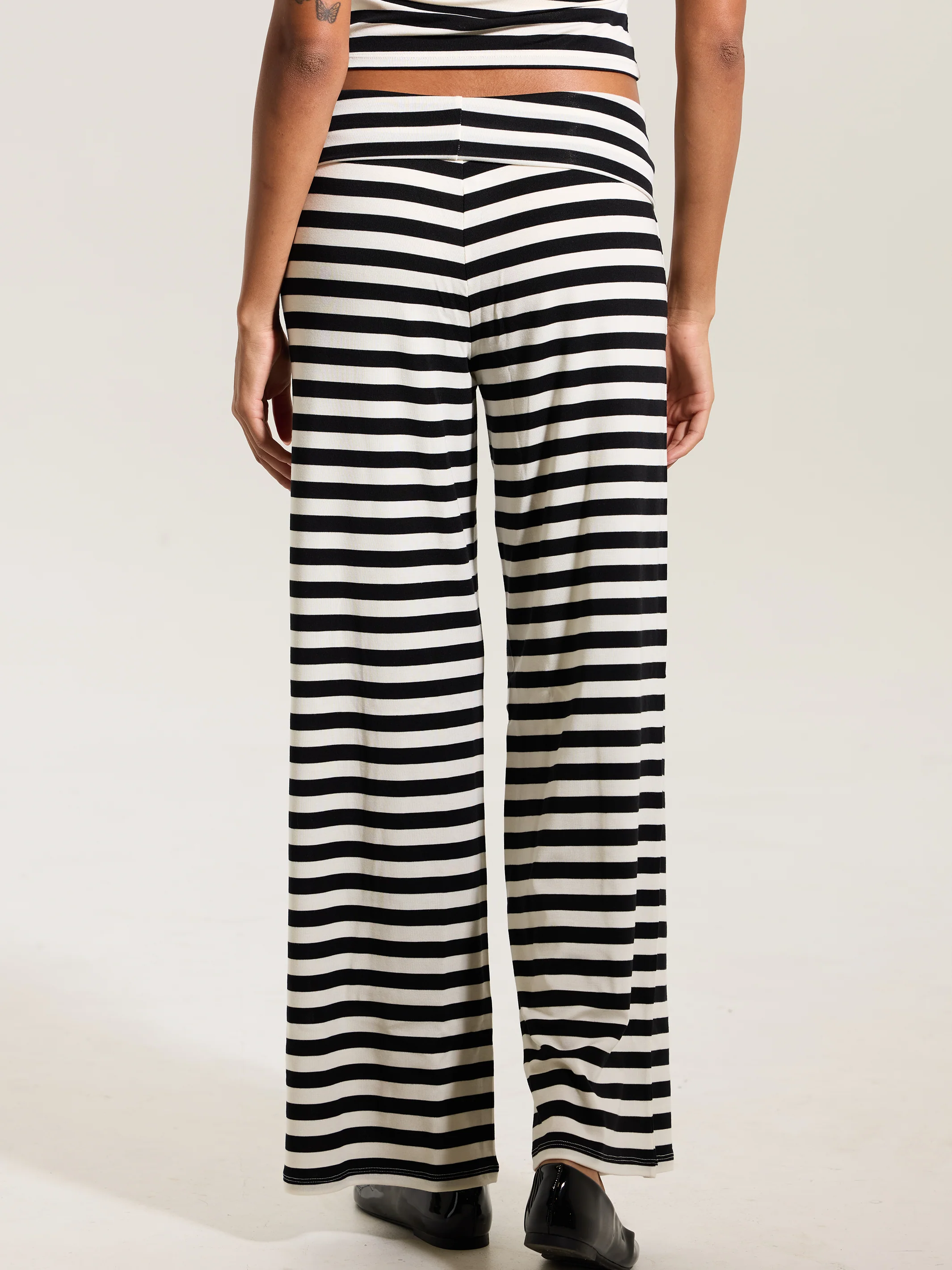 Fold Over Wide Leg Pants - Image 13