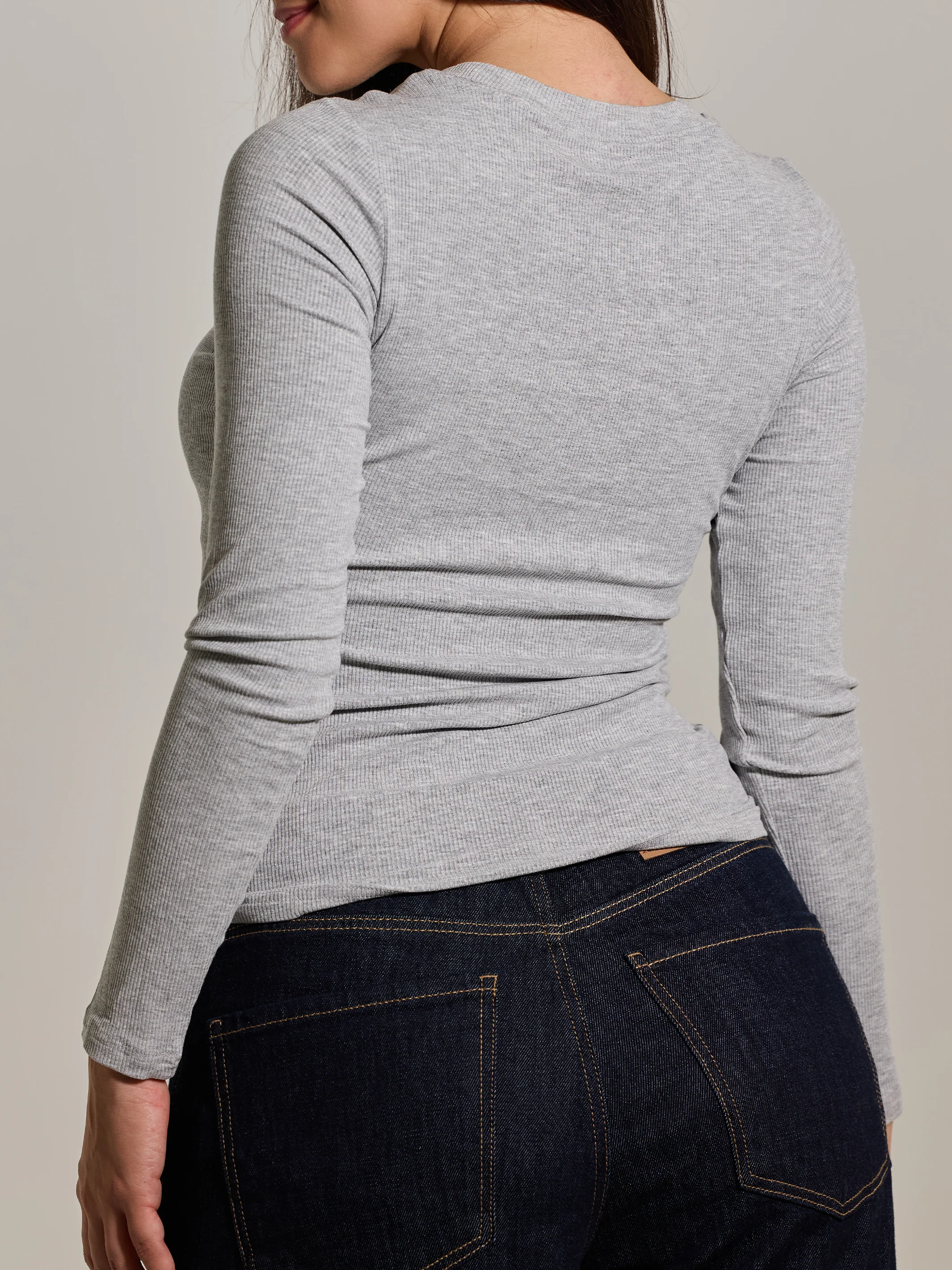 Ribbed Crew Neck Long Sleeve - Image 23