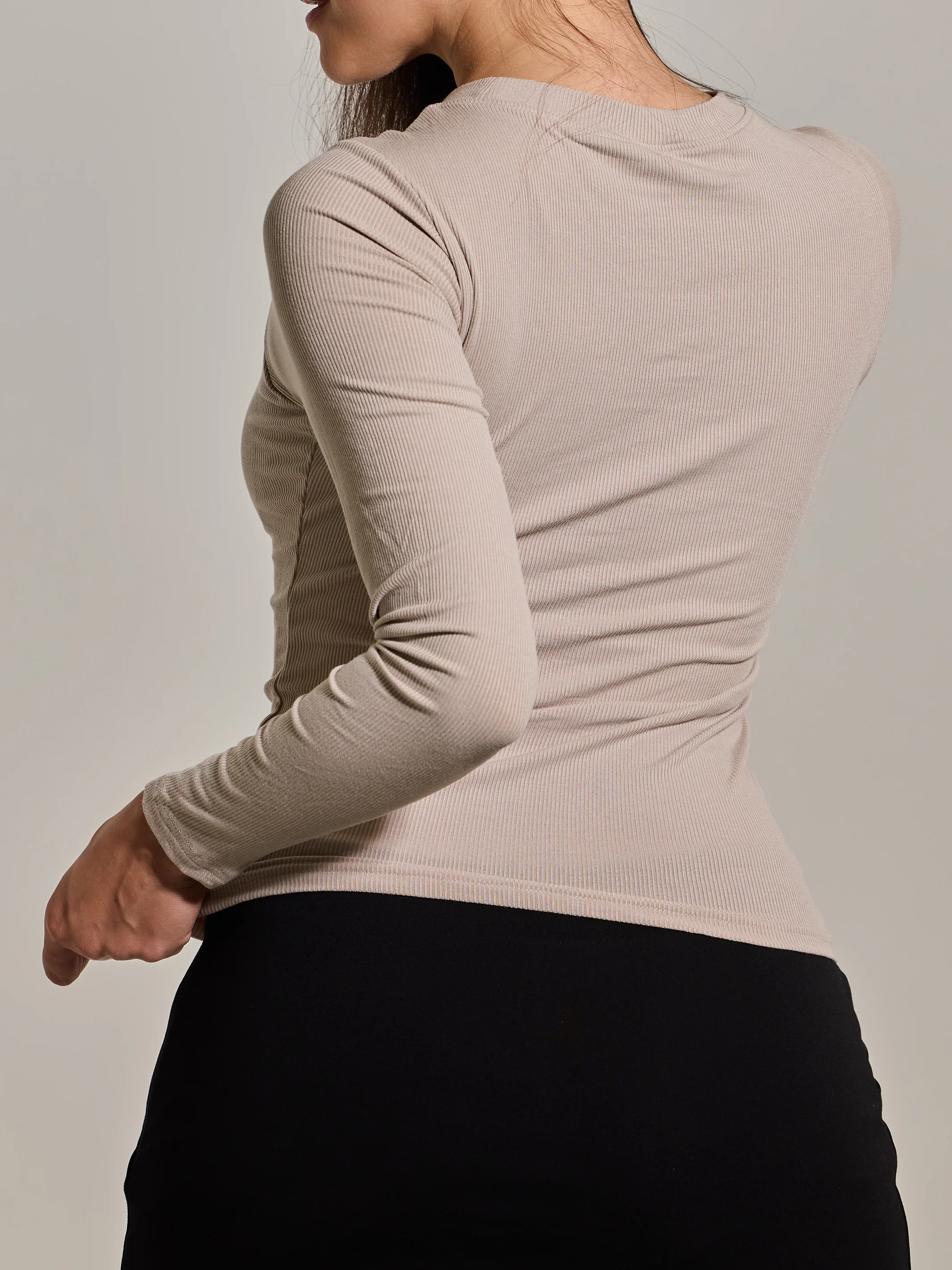 Ribbed Crew Neck Long Sleeve - Image 29