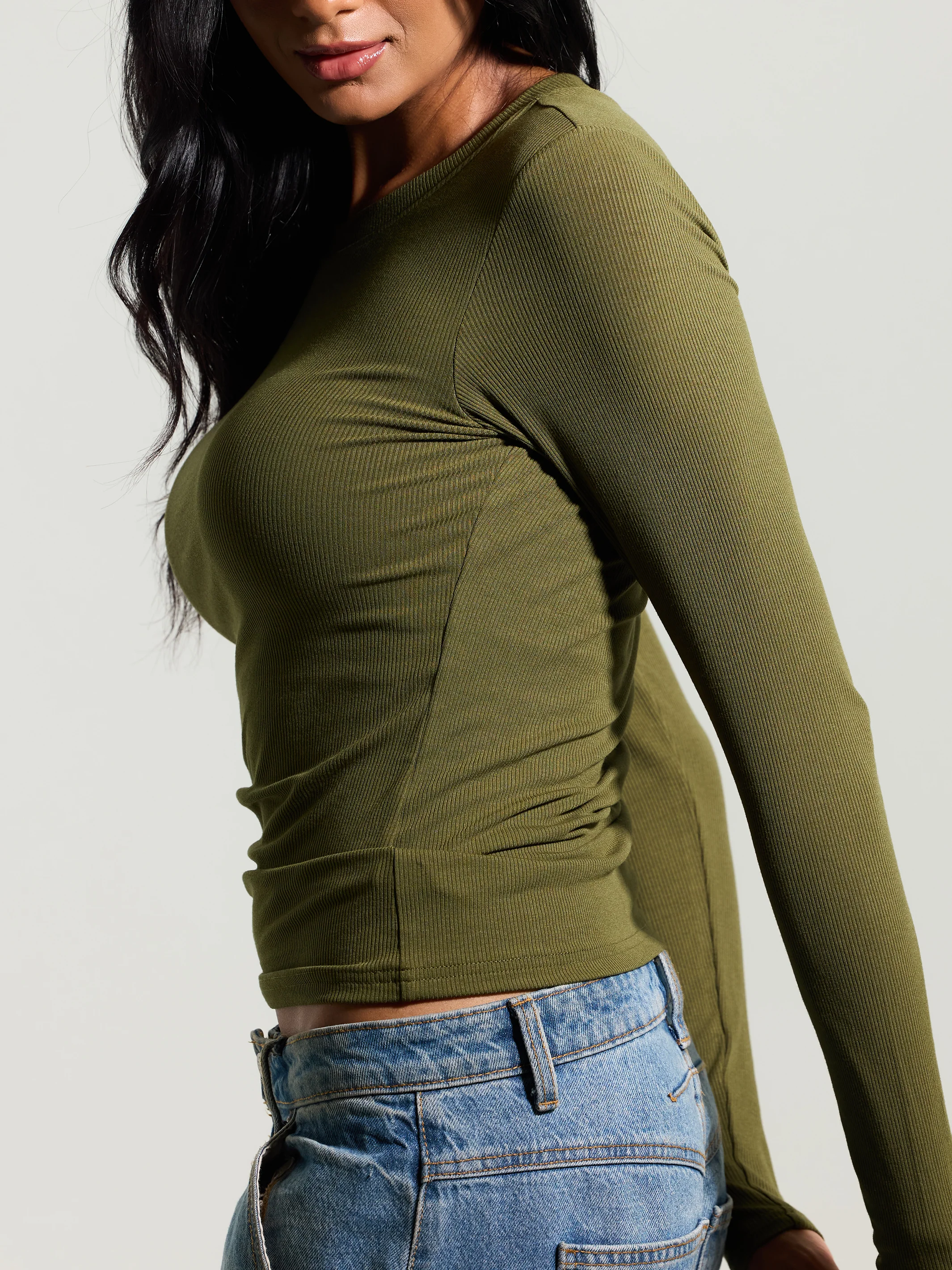 Ribbed Crew Neck Long Sleeve - Image 7