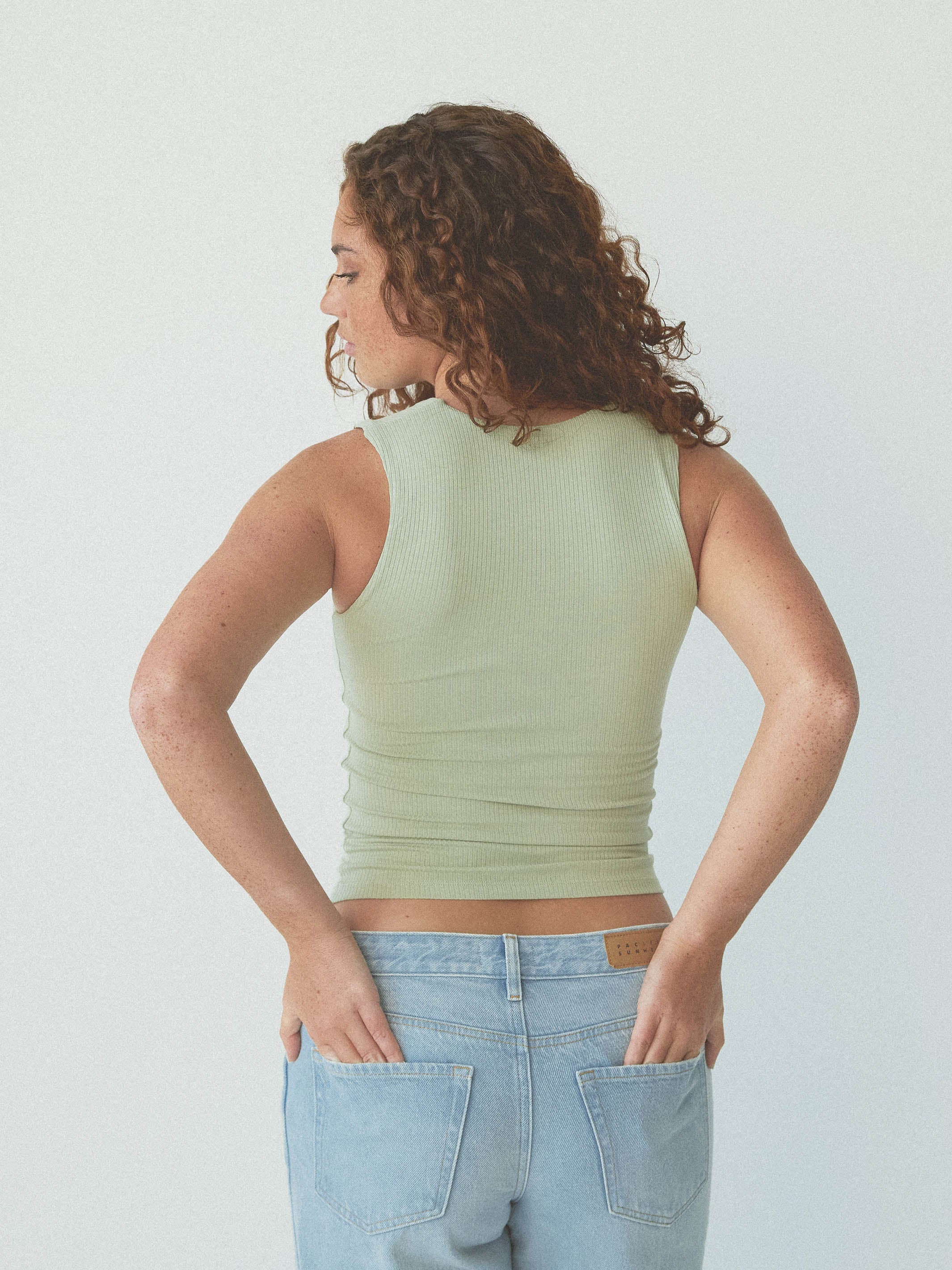 Ribbed Scoop Tank Brami - Image 10