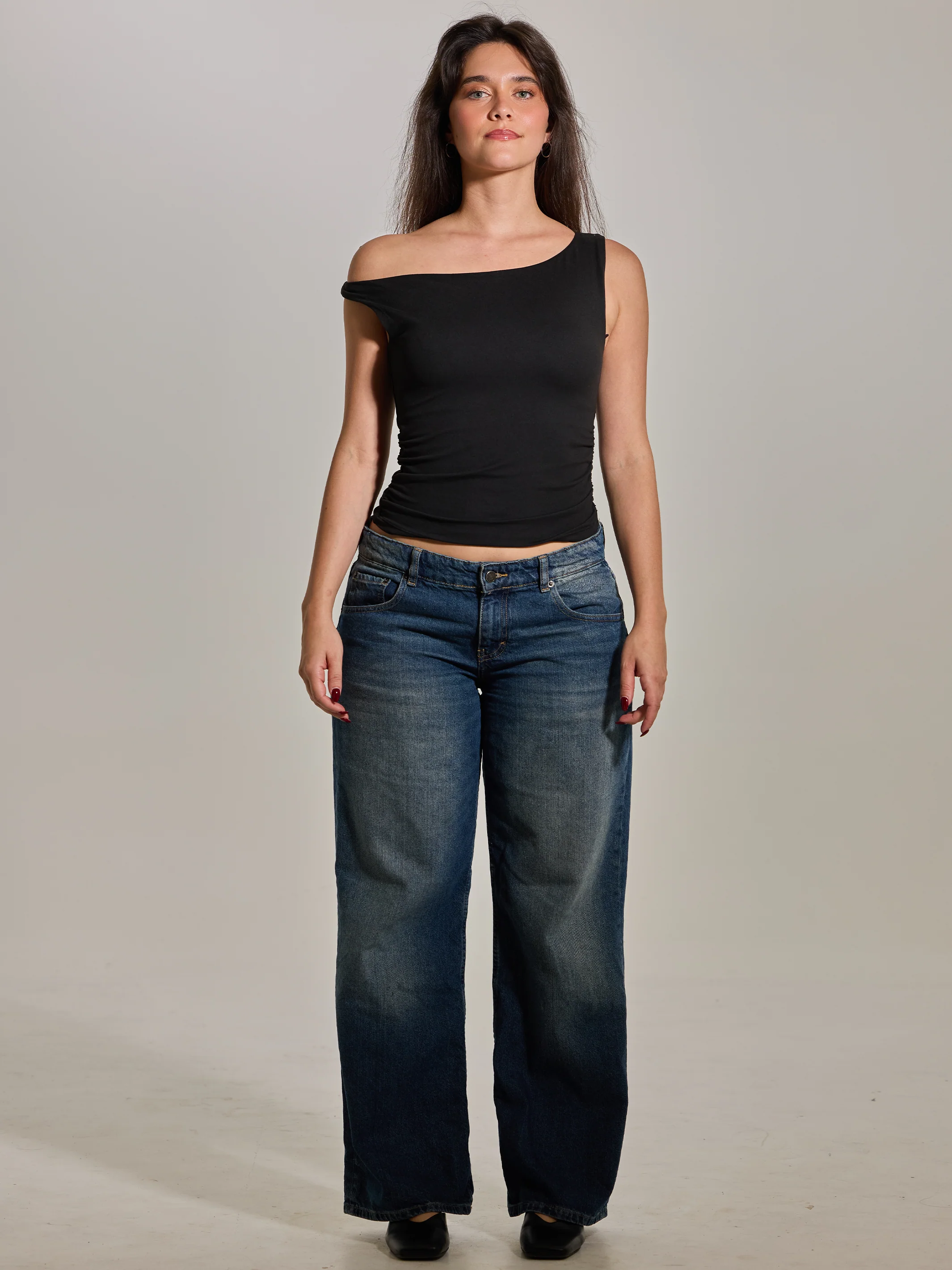 Asymmetric Off The Shoulder - Image 5