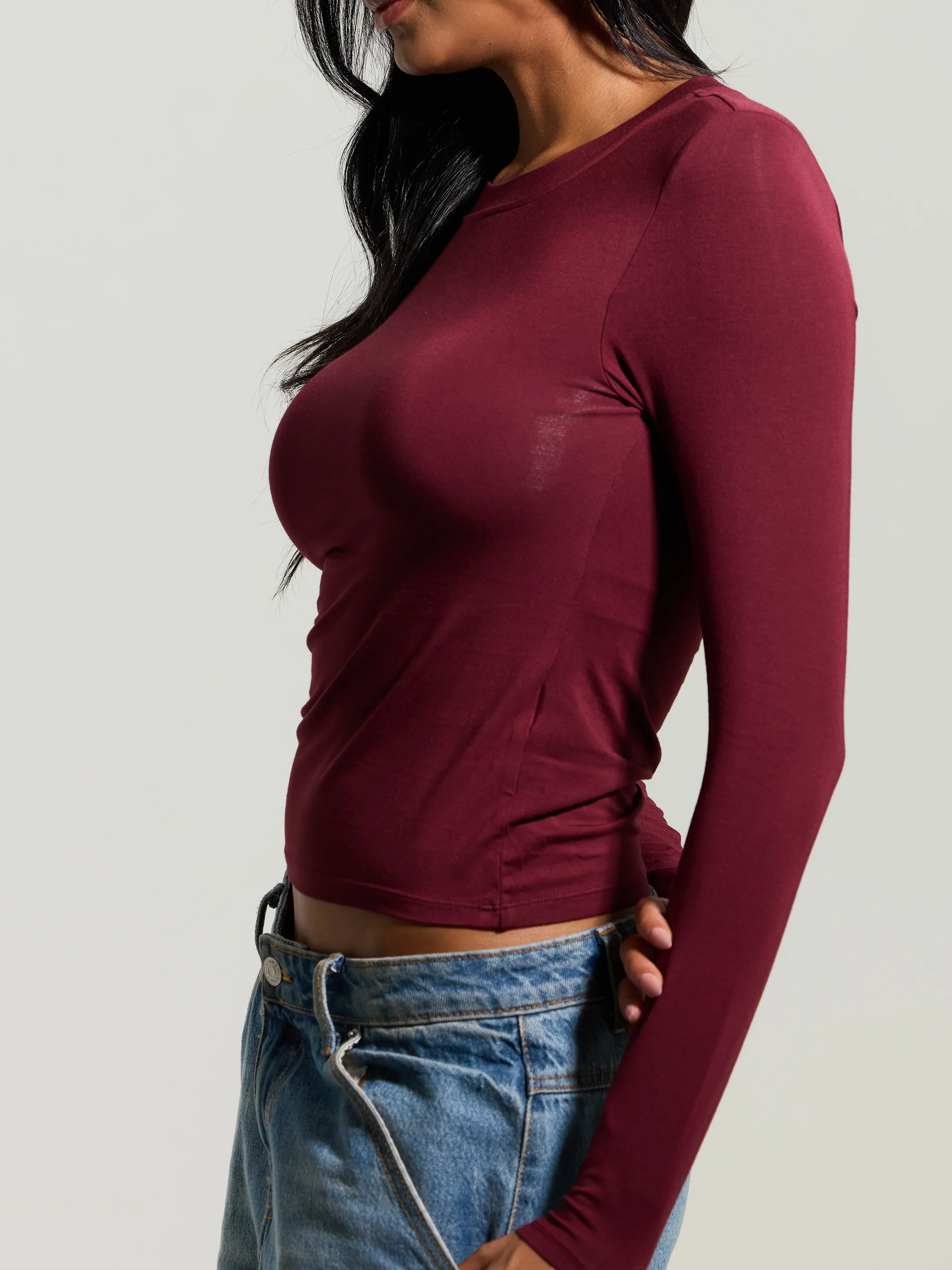 Crew Neck Braless Long Sleeve - Image 15