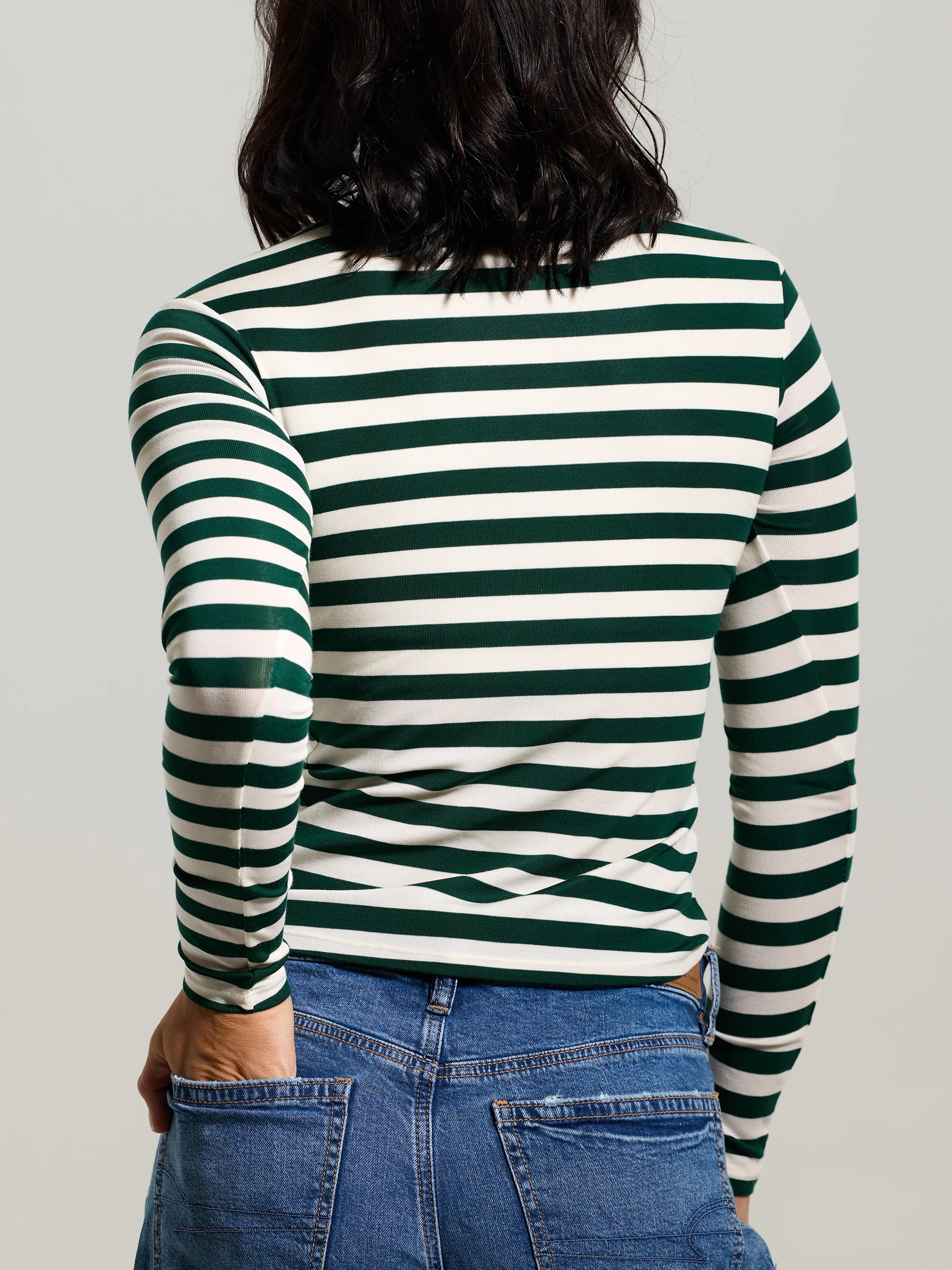 Crew Neck Braless Long Sleeve - Image 20