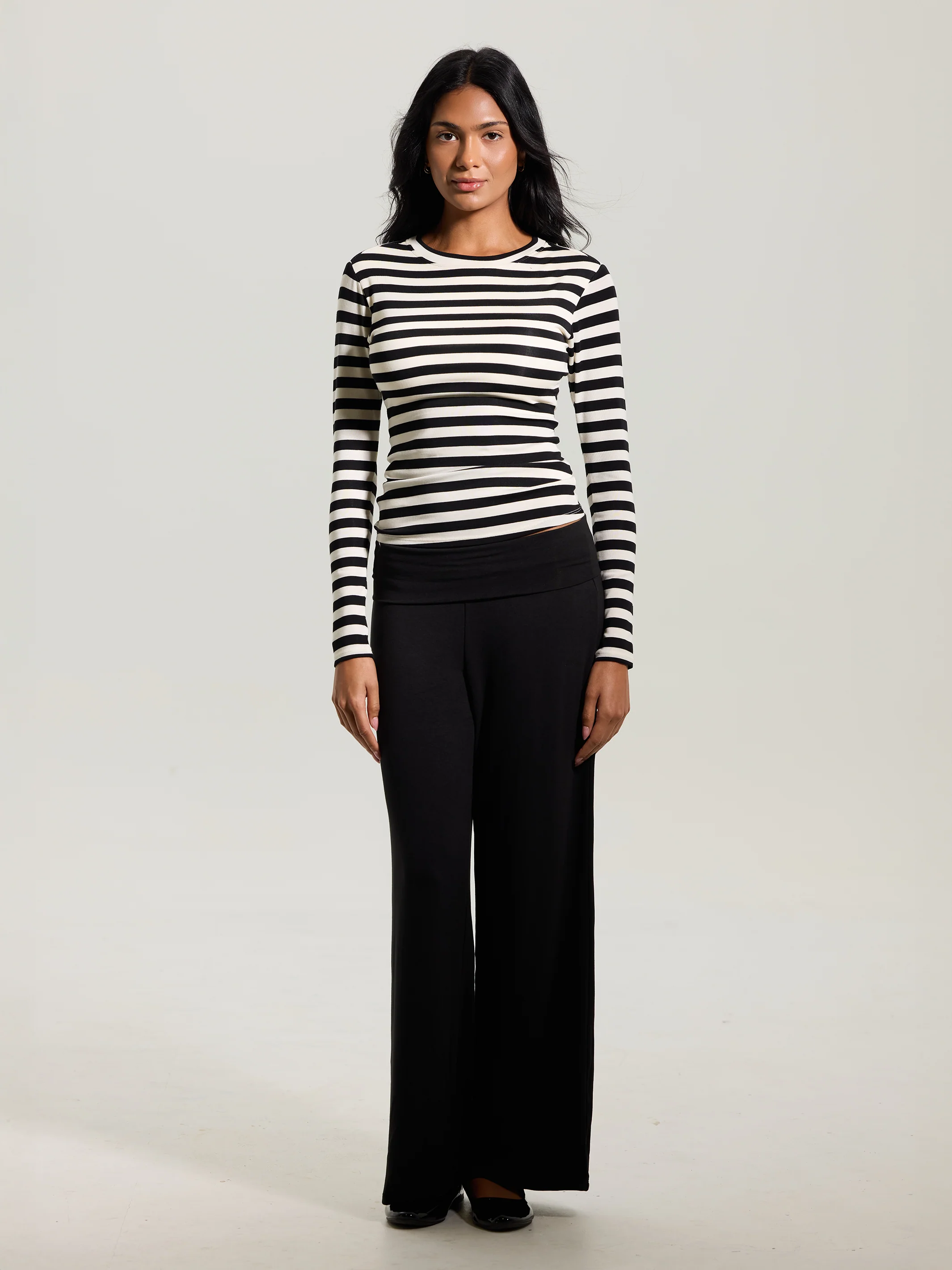 Crew Neck Braless Long Sleeve - Image 26