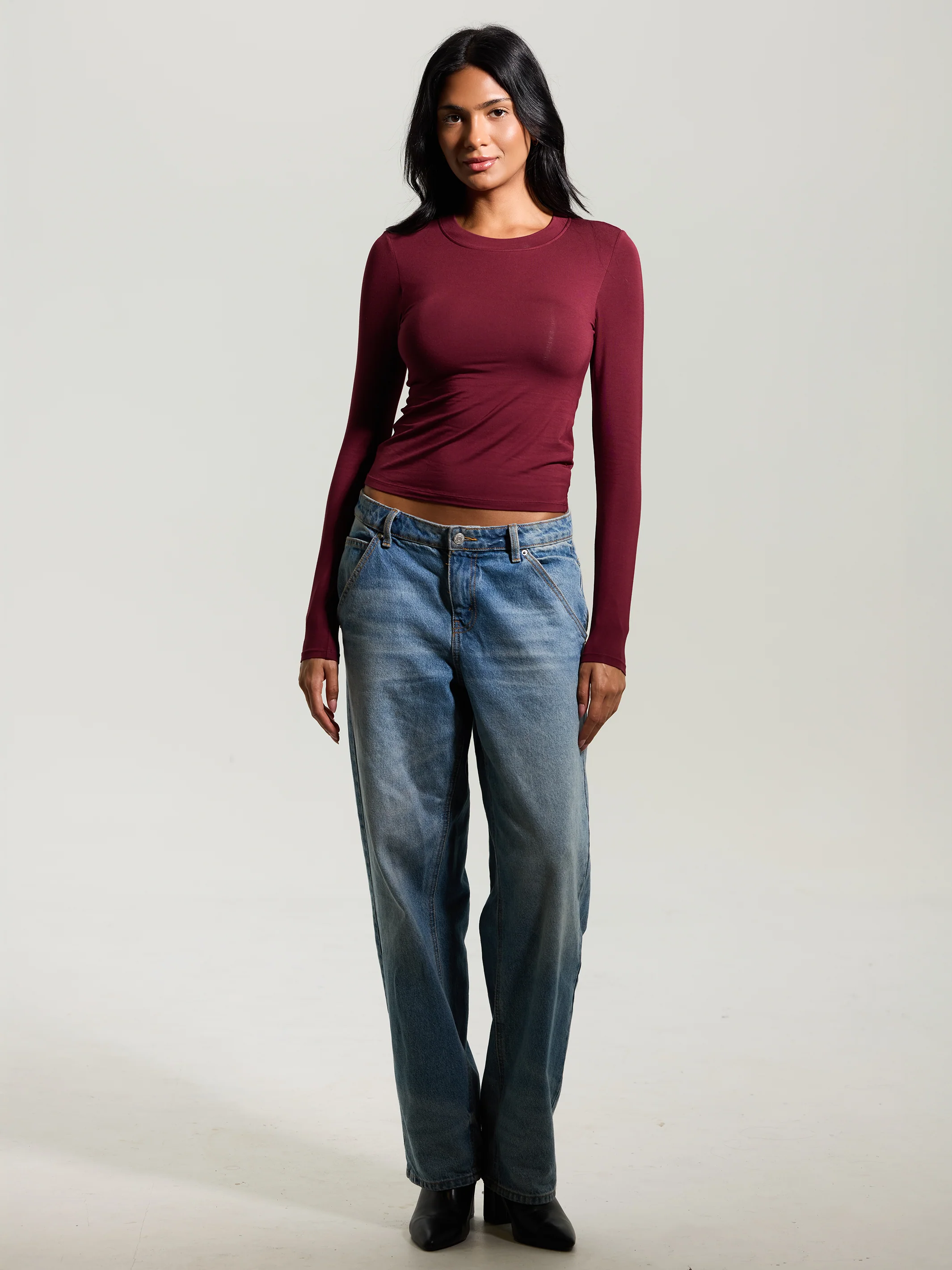Crew Neck Braless Long Sleeve - Image 36